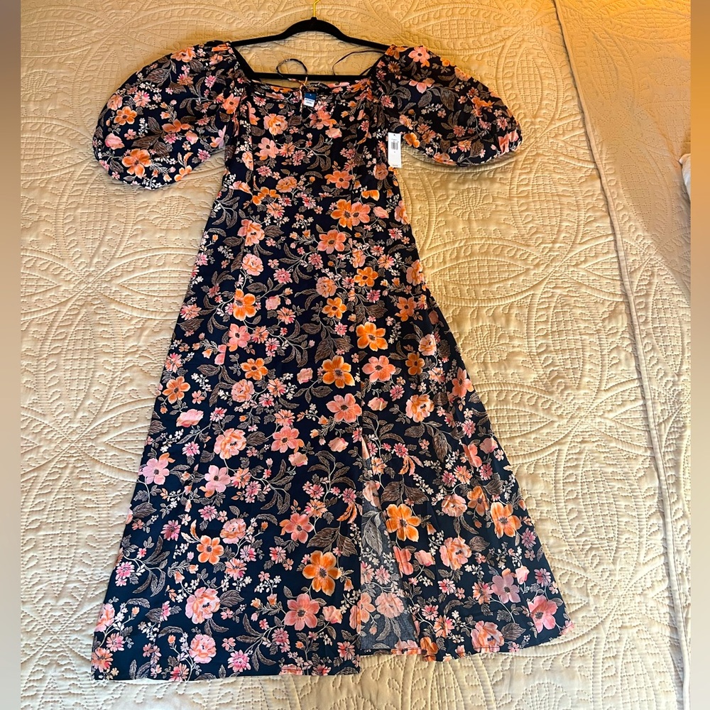 Brand new old navy dress, size small